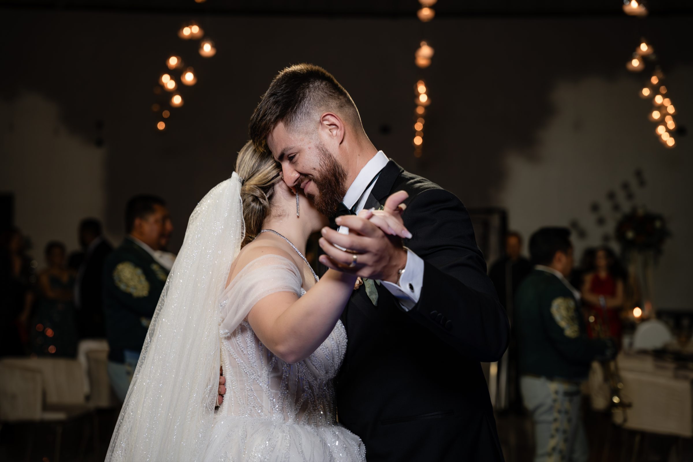 Retrato de novios el día de su boda en Jalisco — Alfredo Martínez Foto
