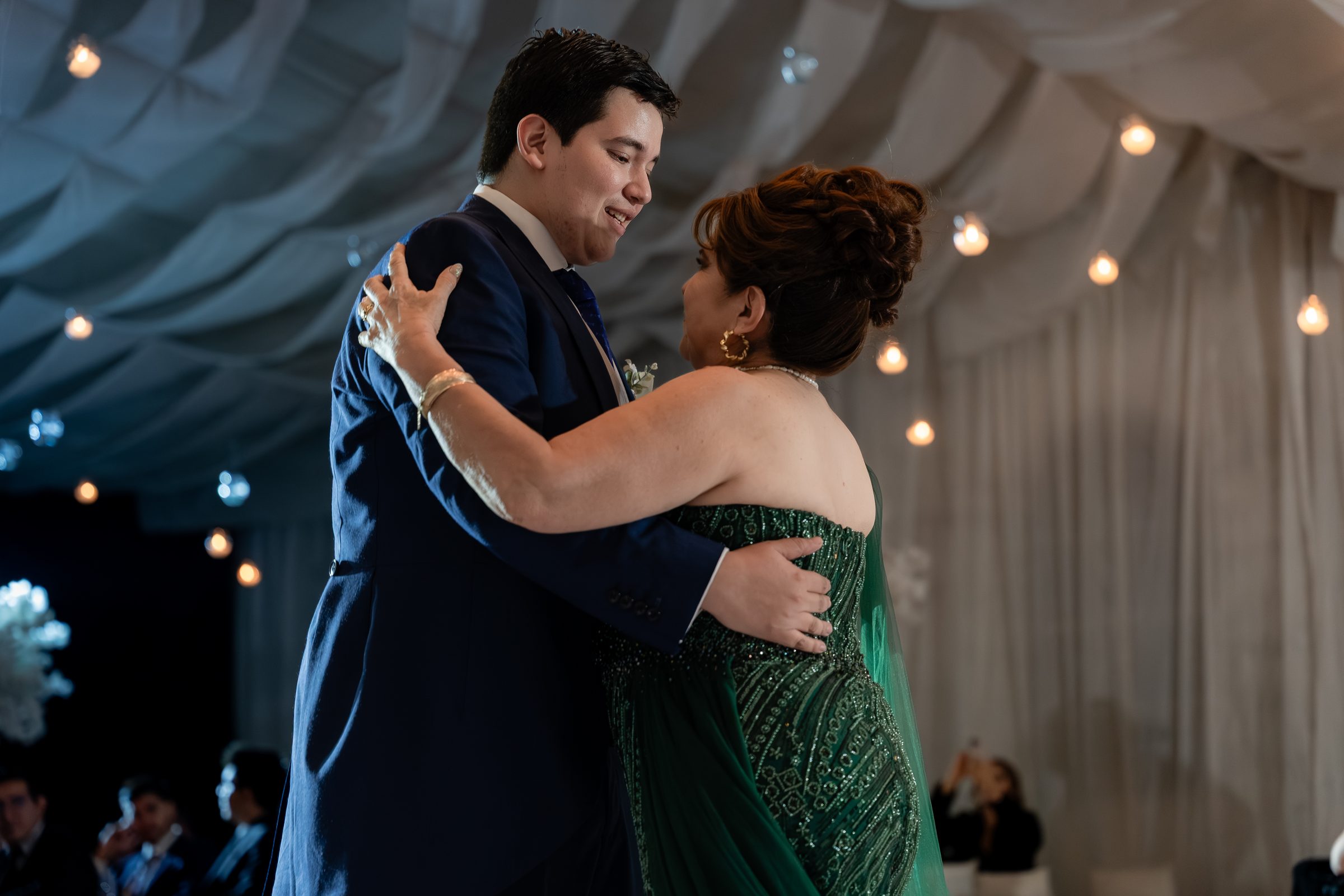 Preparativos de la novia antes de la ceremonia — Alfredo Martínez Foto